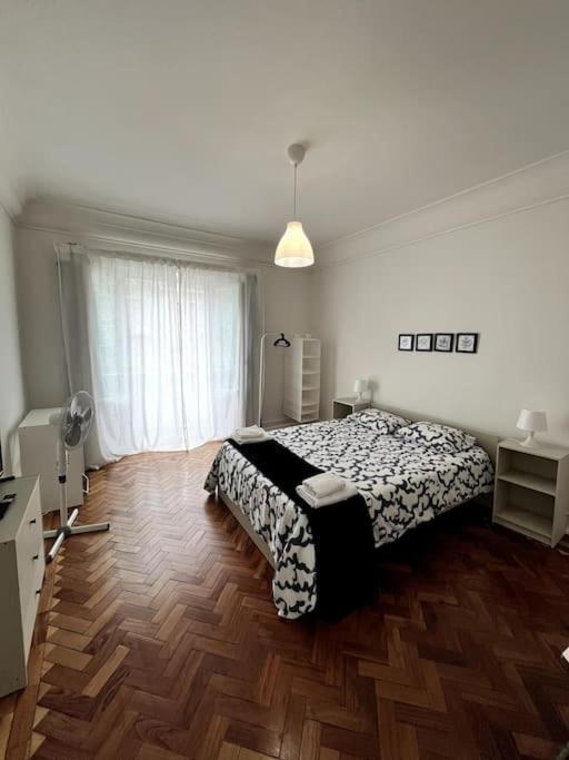 Doble Grande 2 Personas Balcon * Lissabon
